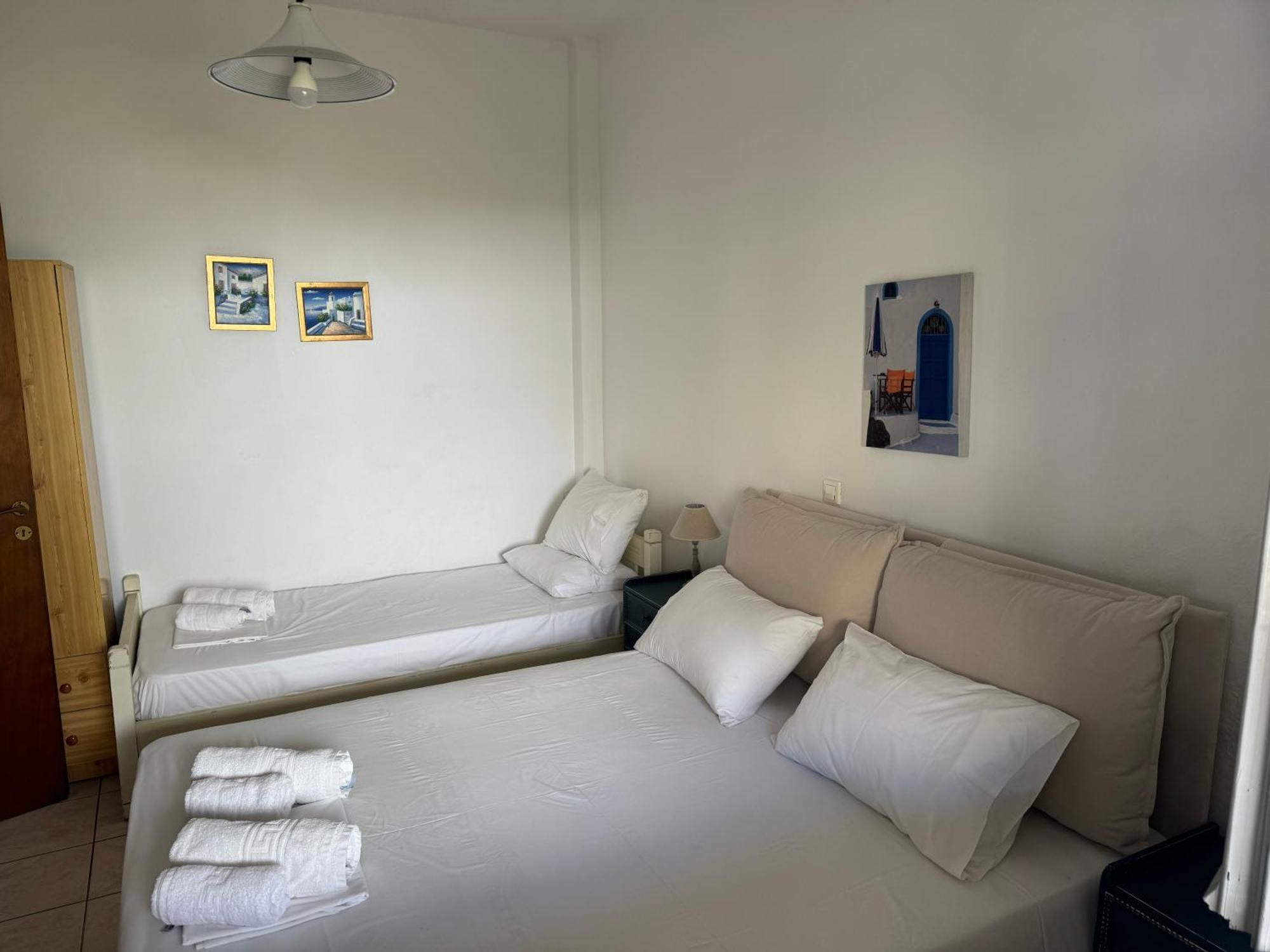 Akti Rooms And Studios Livadi  Exterior photo