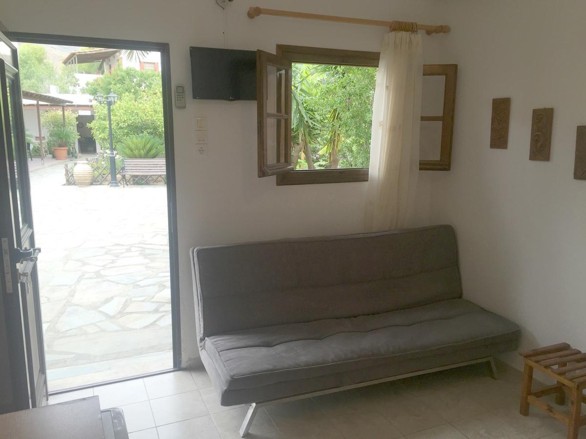 Akti Rooms And Studios Livadi  Exterior photo